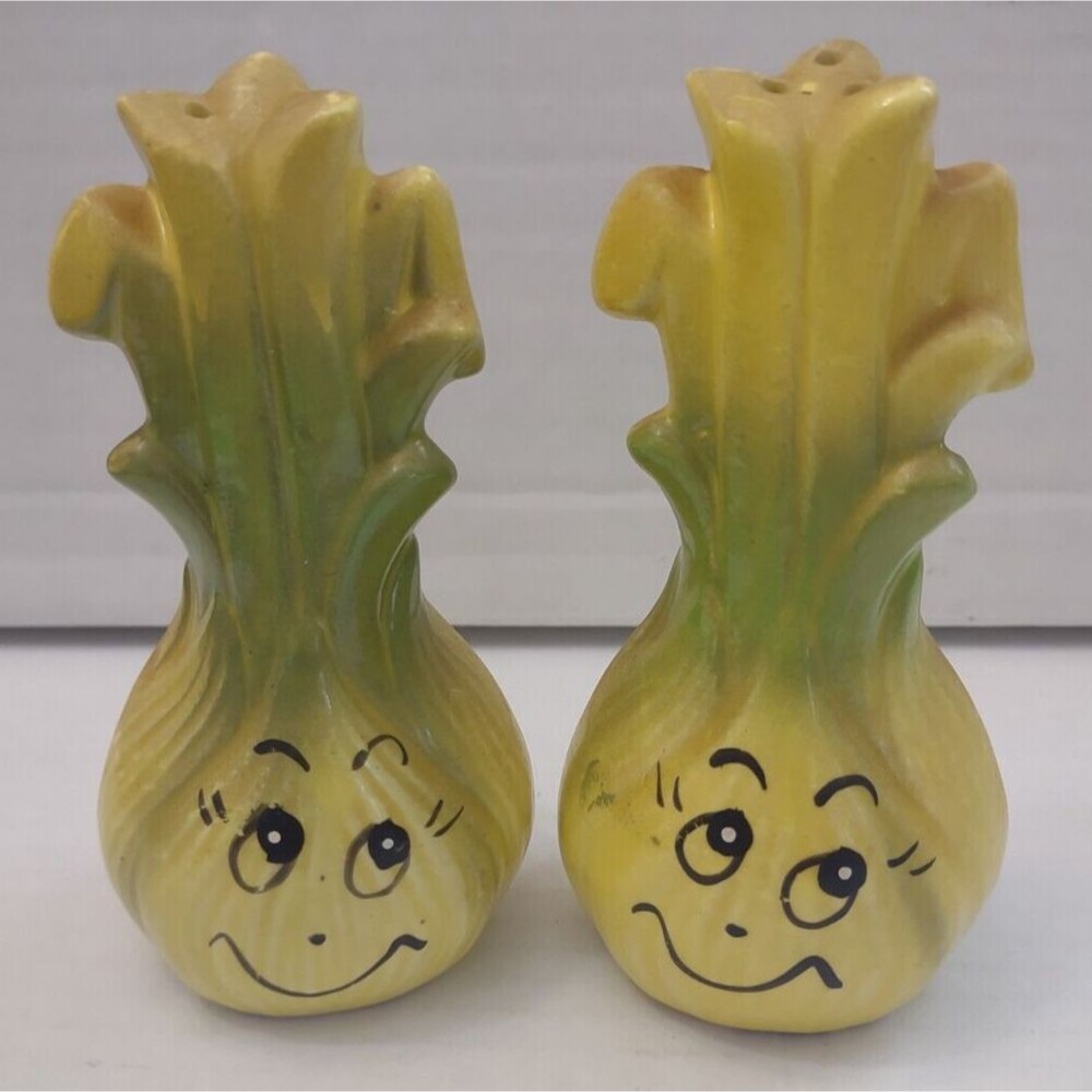 Vintage Anthropomorphic Yellow Green Onion Salt and Pepper Shakers Japan 5”
